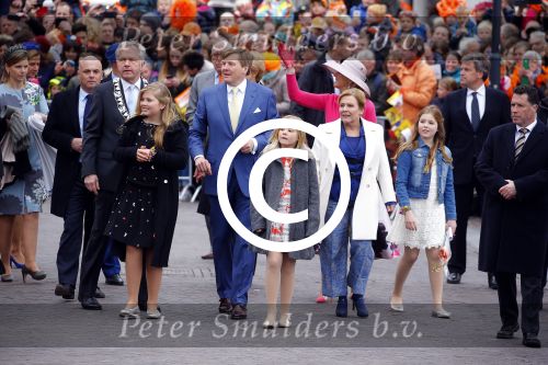 Zwolle 27 april 2016
Koningsdag in Zwolle met Koning Willem Alexander Koningin Maxima Prinses Amalia Ariane Alexia Prins Constantijn Prinses Laurentien Prins Maurits Prinses Marilene Prins Bernhard Prinses Annette Prins Pieter Christiaan Prinses Anita Prins Floris en Prinses Aimee.