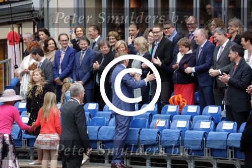 Zwolle 27 april 2016
Koningsdag in Zwolle met Koning Willem Alexander Koningin Maxima Prinses Amalia Ariane Alexia Prins Constantijn Prinses Laurentien Prins Maurits Prinses Marilene Prins Bernhard Prinses Annette Prins Pieter Christiaan Prinses Anita Prins Floris en Prinses Aimee.