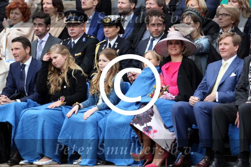 Zwolle 27 april 2016
Koningsdag in Zwolle met Koning Willem Alexander Koningin Maxima Prinses Amalia Ariane Alexia Prins Constantijn Prinses Laurentien Prins Maurits Prinses Marilene Prins Bernhard Prinses Annette Prins Pieter Christiaan Prinses Anita Prins Floris en Prinses Aimee.