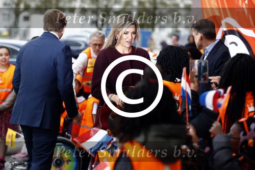 Amsterdam 22 april 2016
Koning Willem Alexander en Koningin Maxima bij de opening van de koningsspelen in Amsterdam.
Richard Krajicek vangt ze op en Johnny de Mol doet de presentatie.