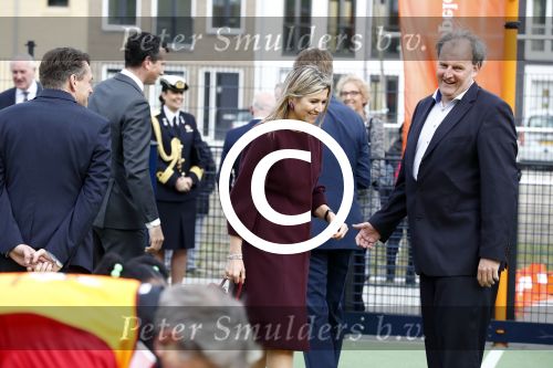 Amsterdam 22 april 2016
Koning Willem Alexander en Koningin Maxima bij de opening van de koningsspelen in Amsterdam.
Richard Krajicek vangt ze op en Johnny de Mol doet de presentatie.