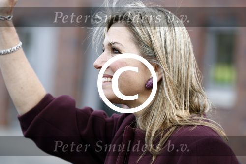 Amsterdam 22 april 2016
Koning Willem Alexander en Koningin Maxima bij de opening van de koningsspelen in Amsterdam.
Richard Krajicek vangt ze op en Johnny de Mol doet de presentatie.