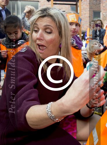 Amsterdam 22 april 2016
Koning Willem Alexander en Koningin Maxima bij de opening van de koningsspelen in Amsterdam.
Richard Krajicek vangt ze op en Johnny de Mol doet de presentatie.