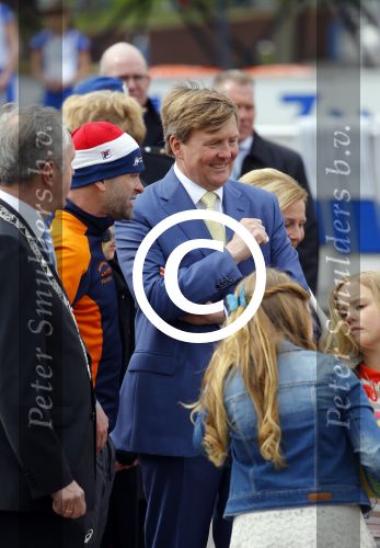 Zwolle 27 april 2016
Koningsdag in Zwolle met Koning Willem Alexander Koningin Maxima Prinses Amalia Ariane Alexia Prins Constantijn Prinses Laurentien Prins Maurits Prinses Marilene Prins Bernhard Prinses Annette Prins Pieter Christiaan Prinses Anita Prins Floris en Prinses Aimee.
