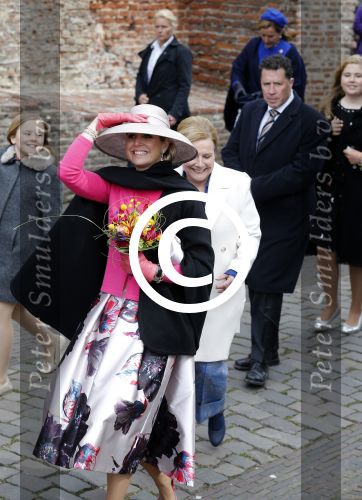 Zwolle 27 april 2016
Koningsdag in Zwolle met Koning Willem Alexander Koningin Maxima Prinses Amalia Ariane Alexia Prins Constantijn Prinses Laurentien Prins Maurits Prinses Marilene Prins Bernhard Prinses Annette Prins Pieter Christiaan Prinses Anita Prins Floris en Prinses Aimee.