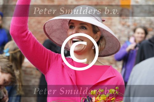 Zwolle 27 april 2016
Koningsdag in Zwolle met Koning Willem Alexander Koningin Maxima Prinses Amalia Ariane Alexia Prins Constantijn Prinses Laurentien Prins Maurits Prinses Marilene Prins Bernhard Prinses Annette Prins Pieter Christiaan Prinses Anita Prins Floris en Prinses Aimee.