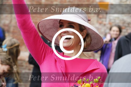 Zwolle 27 april 2016
Koningsdag in Zwolle met Koning Willem Alexander Koningin Maxima Prinses Amalia Ariane Alexia Prins Constantijn Prinses Laurentien Prins Maurits Prinses Marilene Prins Bernhard Prinses Annette Prins Pieter Christiaan Prinses Anita Prins Floris en Prinses Aimee.