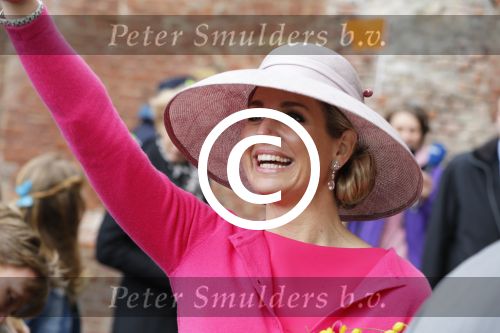Zwolle 27 april 2016
Koningsdag in Zwolle met Koning Willem Alexander Koningin Maxima Prinses Amalia Ariane Alexia Prins Constantijn Prinses Laurentien Prins Maurits Prinses Marilene Prins Bernhard Prinses Annette Prins Pieter Christiaan Prinses Anita Prins Floris en Prinses Aimee.