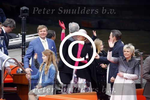 Zwolle 27 april 2016
Koningsdag in Zwolle met Koning Willem Alexander Koningin Maxima Prinses Amalia Ariane Alexia Prins Constantijn Prinses Laurentien Prins Maurits Prinses Marilene Prins Bernhard Prinses Annette Prins Pieter Christiaan Prinses Anita Prins Floris en Prinses Aimee.