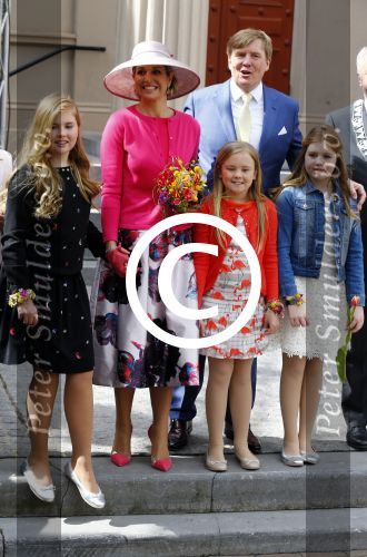 Zwolle 27 april 2016
Koningsdag in Zwolle met Koning Willem Alexander Koningin Maxima Prinses Amalia Ariane Alexia Prins Constantijn Prinses Laurentien Prins Maurits Prinses Marilene Prins Bernhard Prinses Annette Prins Pieter Christiaan Prinses Anita Prins Floris en Prinses Aimee.