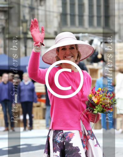 Zwolle 27 april 2016
Koningsdag in Zwolle met Koning Willem Alexander Koningin Maxima Prinses Amalia Ariane Alexia Prins Constantijn Prinses Laurentien Prins Maurits Prinses Marilene Prins Bernhard Prinses Annette Prins Pieter Christiaan Prinses Anita Prins Floris en Prinses Aimee.