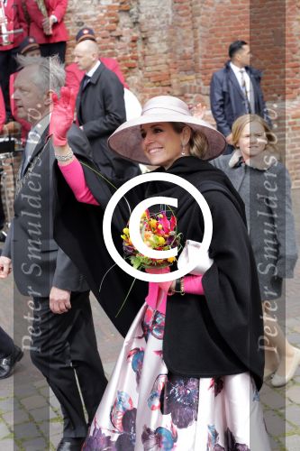 Zwolle 27 april 2016
Koningsdag in Zwolle met Koning Willem Alexander Koningin Maxima Prinses Amalia Ariane Alexia Prins Constantijn Prinses Laurentien Prins Maurits Prinses Marilene Prins Bernhard Prinses Annette Prins Pieter Christiaan Prinses Anita Prins Floris en Prinses Aimee.