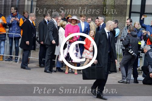 Zwolle 27 april 2016
Koningsdag in Zwolle met Koning Willem Alexander Koningin Maxima Prinses Amalia Ariane Alexia Prins Constantijn Prinses Laurentien Prins Maurits Prinses Marilene Prins Bernhard Prinses Annette Prins Pieter Christiaan Prinses Anita Prins Floris en Prinses Aimee.