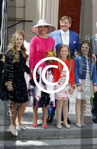 Zwolle 27 april 2016
Koningsdag in Zwolle met Koning Willem Alexander Koningin Maxima Prinses Amalia Ariane Alexia Prins Constantijn Prinses Laurentien Prins Maurits Prinses Marilene Prins Bernhard Prinses Annette Prins Pieter Christiaan Prinses Anita Prins Floris en Prinses Aimee.