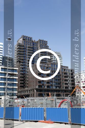 Amsterdam 13 mei 2016
In dit complex op de zuidas zou Martin Garrix ( Martijn Gerritsen) een penthouse gekocht hebben.