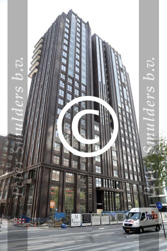 Amsterdam 13 mei 2016
In dit complex op de zuidas zou Martin Garrix ( Martijn Gerritsen) een penthouse gekocht hebben.