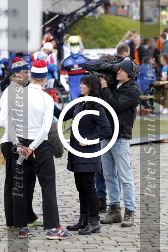 Zwolle 27 april 2016
Koningsdag in Zwolle met Koning Willem Alexander Koningin Maxima Prinses Amalia Ariane Alexia Prins Constantijn Prinses Laurentien Prins Maurits Prinses Marilene Prins Bernhard Prinses Annette Prins Pieter Christiaan Prinses Anita Prins Floris en Prinses Aimee. Michiel en Ronald Mulder