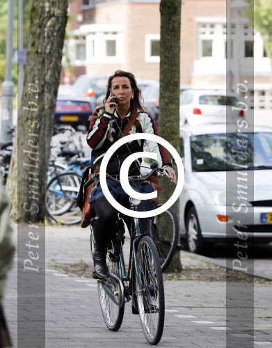 Amsterdam 17 mei 2016 
Nada v Nie bellend op de fiets.