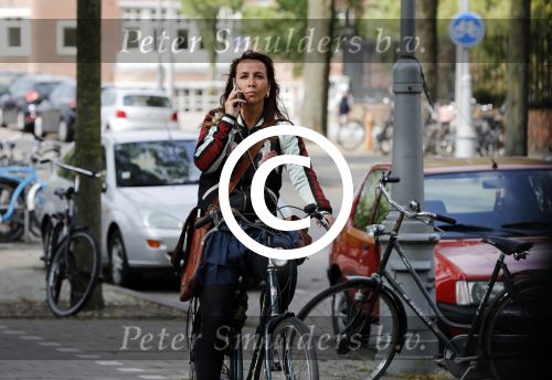 Amsterdam 17 mei 2016 
Nada v Nie bellend op de fiets.