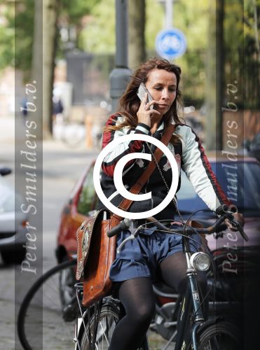 Amsterdam 17 mei 2016 
Nada v Nie bellend op de fiets.