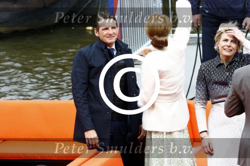 Zwolle 27 april 2016
Koningsdag in Zwolle met Koning Willem Alexander Koningin Maxima Prinses Amalia Ariane Alexia Prins Constantijn Prinses Laurentien Prins Maurits Prinses Marilene Prins Bernhard Prinses Annette Prins Pieter Christiaan Prinses Anita Prins Floris en Prinses Aimee.
