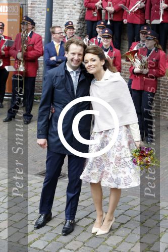 Zwolle 27 april 2016
Koningsdag in Zwolle met Koning Willem Alexander Koningin Maxima Prinses Amalia Ariane Alexia Prins Constantijn Prinses Laurentien Prins Maurits Prinses Marilene Prins Bernhard Prinses Annette Prins Pieter Christiaan Prinses Anita Prins Floris en Prinses Aimee.