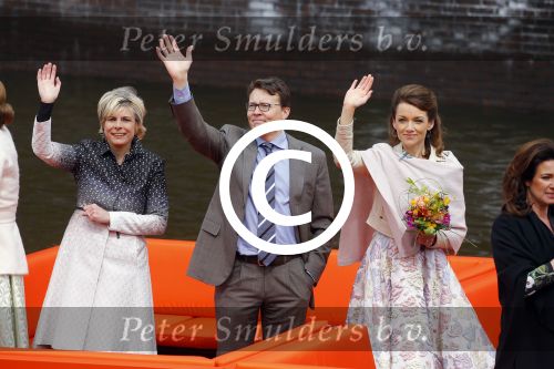 Zwolle 27 april 2016
Koningsdag in Zwolle met Koning Willem Alexander Koningin Maxima Prinses Amalia Ariane Alexia Prins Constantijn Prinses Laurentien Prins Maurits Prinses Marilene Prins Bernhard Prinses Annette Prins Pieter Christiaan Prinses Anita Prins Floris en Prinses Aimee.