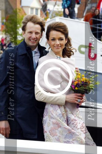Zwolle 27 april 2016
Koningsdag in Zwolle met Koning Willem Alexander Koningin Maxima Prinses Amalia Ariane Alexia Prins Constantijn Prinses Laurentien Prins Maurits Prinses Marilene Prins Bernhard Prinses Annette Prins Pieter Christiaan Prinses Anita Prins Floris en Prinses Aimee.