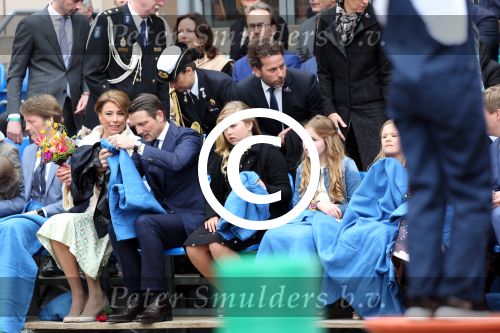 Zwolle 27 april 2016
Koningsdag in Zwolle met Koning Willem Alexander Koningin Maxima Prinses Amalia Ariane Alexia Prins Constantijn Prinses Laurentien Prins Maurits Prinses Marilene Prins Bernhard Prinses Annette Prins Pieter Christiaan Prinses Anita Prins Floris en Prinses Aimee.