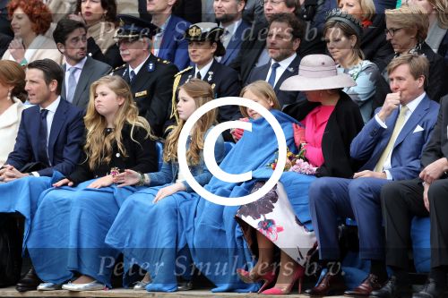 Zwolle 27 april 2016
Koningsdag in Zwolle met Koning Willem Alexander Koningin Maxima Prinses Amalia Ariane Alexia Prins Constantijn Prinses Laurentien Prins Maurits Prinses Marilene Prins Bernhard Prinses Annette Prins Pieter Christiaan Prinses Anita Prins Floris en Prinses Aimee.