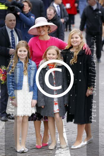 Zwolle 27 april 2016
Koningsdag in Zwolle met Koning Willem Alexander Koningin Maxima Prinses Amalia Ariane Alexia Prins Constantijn Prinses Laurentien Prins Maurits Prinses Marilene Prins Bernhard Prinses Annette Prins Pieter Christiaan Prinses Anita Prins Floris en Prinses Aimee.