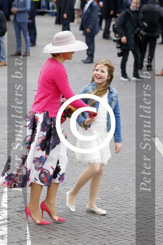 Zwolle 27 april 2016
Koningsdag in Zwolle met Koning Willem Alexander Koningin Maxima Prinses Amalia Ariane Alexia Prins Constantijn Prinses Laurentien Prins Maurits Prinses Marilene Prins Bernhard Prinses Annette Prins Pieter Christiaan Prinses Anita Prins Floris en Prinses Aimee.
