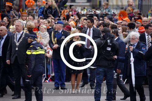 Zwolle 27 april 2016
Koningsdag in Zwolle met Koning Willem Alexander Koningin Maxima Prinses Amalia Ariane Alexia Prins Constantijn Prinses Laurentien Prins Maurits Prinses Marilene Prins Bernhard Prinses Annette Prins Pieter Christiaan Prinses Anita Prins Floris en Prinses Aimee.