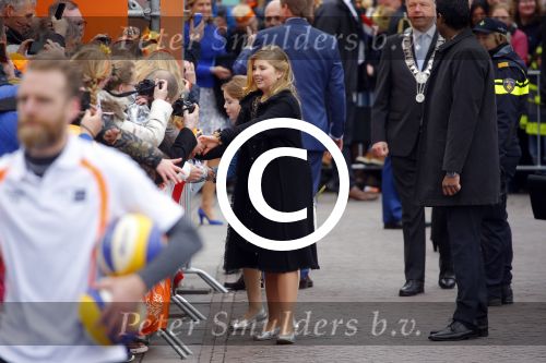 Zwolle 27 april 2016
Koningsdag in Zwolle met Koning Willem Alexander Koningin Maxima Prinses Amalia Ariane Alexia Prins Constantijn Prinses Laurentien Prins Maurits Prinses Marilene Prins Bernhard Prinses Annette Prins Pieter Christiaan Prinses Anita Prins Floris en Prinses Aimee.