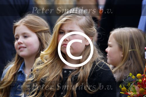 Zwolle 27 april 2016
Koningsdag in Zwolle met Koning Willem Alexander Koningin Maxima Prinses Amalia Ariane Alexia Prins Constantijn Prinses Laurentien Prins Maurits Prinses Marilene Prins Bernhard Prinses Annette Prins Pieter Christiaan Prinses Anita Prins Floris en Prinses Aimee.