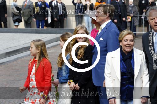 Zwolle 27 april 2016
Koningsdag in Zwolle met Koning Willem Alexander Koningin Maxima Prinses Amalia Ariane Alexia Prins Constantijn Prinses Laurentien Prins Maurits Prinses Marilene Prins Bernhard Prinses Annette Prins Pieter Christiaan Prinses Anita Prins Floris en Prinses Aimee.