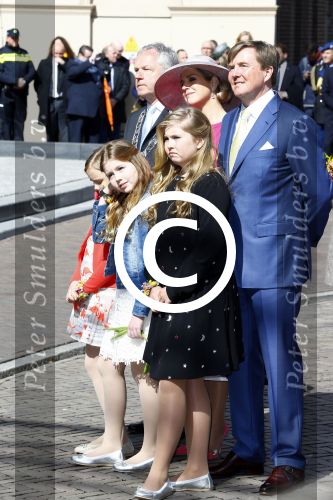 Zwolle 27 april 2016
Koningsdag in Zwolle met Koning Willem Alexander Koningin Maxima Prinses Amalia Ariane Alexia Prins Constantijn Prinses Laurentien Prins Maurits Prinses Marilene Prins Bernhard Prinses Annette Prins Pieter Christiaan Prinses Anita Prins Floris en Prinses Aimee.