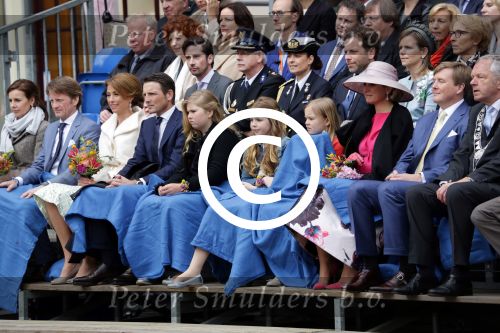 Zwolle 27 april 2016
Koningsdag in Zwolle met Koning Willem Alexander Koningin Maxima Prinses Amalia Ariane Alexia Prins Constantijn Prinses Laurentien Prins Maurits Prinses Marilene Prins Bernhard Prinses Annette Prins Pieter Christiaan Prinses Anita Prins Floris en Prinses Aimee.