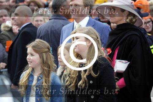 Zwolle 27 april 2016
Koningsdag in Zwolle met Koning Willem Alexander Koningin Maxima Prinses Amalia Ariane Alexia Prins Constantijn Prinses Laurentien Prins Maurits Prinses Marilene Prins Bernhard Prinses Annette Prins Pieter Christiaan Prinses Anita Prins Floris en Prinses Aimee.