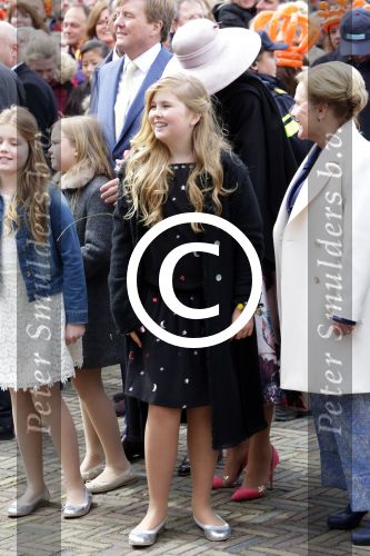 Zwolle 27 april 2016
Koningsdag in Zwolle met Koning Willem Alexander Koningin Maxima Prinses Amalia Ariane Alexia Prins Constantijn Prinses Laurentien Prins Maurits Prinses Marilene Prins Bernhard Prinses Annette Prins Pieter Christiaan Prinses Anita Prins Floris en Prinses Aimee.