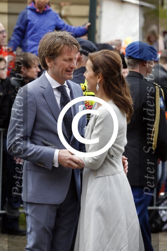 Zwolle 27 april 2016
Koningsdag in Zwolle met Koning Willem Alexander Koningin Maxima Prinses Amalia Ariane Alexia Prins Constantijn Prinses Laurentien Prins Maurits Prinses Marilene Prins Bernhard Prinses Annette Prins Pieter Christiaan Prinses Anita Prins Floris en Prinses Aimee.