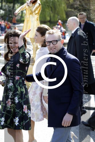 Zwolle 27 april 2016
Koningsdag in Zwolle met Koning Willem Alexander Koningin Maxima Prinses Amalia Ariane Alexia Prins Constantijn Prinses Laurentien Prins Maurits Prinses Marilene Prins Bernhard Prinses Annette Prins Pieter Christiaan Prinses Anita Prins Floris en Prinses Aimee.