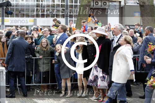 Zwolle 27 april 2016
Koningsdag in Zwolle met Koning Willem Alexander Koningin Maxima Prinses Amalia Ariane Alexia Prins Constantijn Prinses Laurentien Prins Maurits Prinses Marilene Prins Bernhard Prinses Annette Prins Pieter Christiaan Prinses Anita Prins Floris en Prinses Aimee.