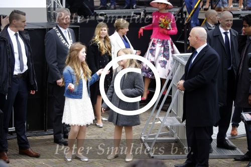 Zwolle 27 april 2016
Koningsdag in Zwolle met Koning Willem Alexander Koningin Maxima Prinses Amalia Ariane Alexia Prins Constantijn Prinses Laurentien Prins Maurits Prinses Marilene Prins Bernhard Prinses Annette Prins Pieter Christiaan Prinses Anita Prins Floris en Prinses Aimee.