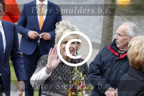 Zwolle 27 april 2016
Koningsdag in Zwolle met Koning Willem Alexander Koningin Maxima Prinses Amalia Ariane Alexia Prins Constantijn Prinses Laurentien Prins Maurits Prinses Marilene Prins Bernhard Prinses Annette Prins Pieter Christiaan Prinses Anita Prins Floris en Prinses Aimee.
