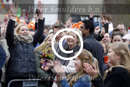 Zwolle 27 april 2016
Koningsdag in Zwolle met Koning Willem Alexander Koningin Maxima Prinses Amalia Ariane Alexia Prins Constantijn Prinses Laurentien Prins Maurits Prinses Marilene Prins Bernhard Prinses Annette Prins Pieter Christiaan Prinses Anita Prins Floris en Prinses Aimee.