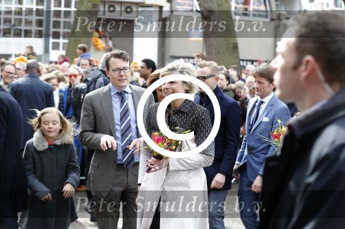 Zwolle 27 april 2016
Koningsdag in Zwolle met Koning Willem Alexander Koningin Maxima Prinses Amalia Ariane Alexia Prins Constantijn Prinses Laurentien Prins Maurits Prinses Marilene Prins Bernhard Prinses Annette Prins Pieter Christiaan Prinses Anita Prins Floris en Prinses Aimee.