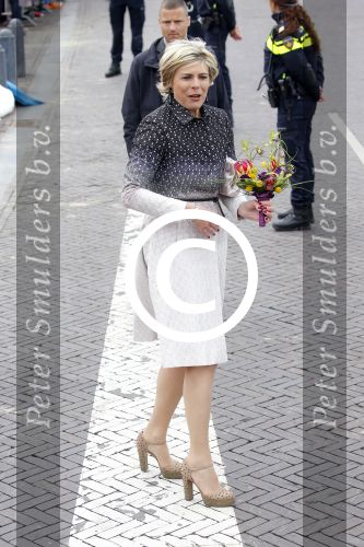 Zwolle 27 april 2016
Koningsdag in Zwolle met Koning Willem Alexander Koningin Maxima Prinses Amalia Ariane Alexia Prins Constantijn Prinses Laurentien Prins Maurits Prinses Marilene Prins Bernhard Prinses Annette Prins Pieter Christiaan Prinses Anita Prins Floris en Prinses Aimee.