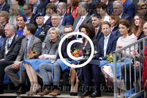 Zwolle 27 april 2016
Koningsdag in Zwolle met Koning Willem Alexander Koningin Maxima Prinses Amalia Ariane Alexia Prins Constantijn Prinses Laurentien Prins Maurits Prinses Marilene Prins Bernhard Prinses Annette Prins Pieter Christiaan Prinses Anita Prins Floris en Prinses Aimee.