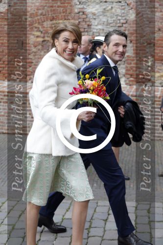 Zwolle 27 april 2016
Koningsdag in Zwolle met Koning Willem Alexander Koningin Maxima Prinses Amalia Ariane Alexia Prins Constantijn Prinses Laurentien Prins Maurits Prinses Marilene Prins Bernhard Prinses Annette Prins Pieter Christiaan Prinses Anita Prins Floris en Prinses Aimee.